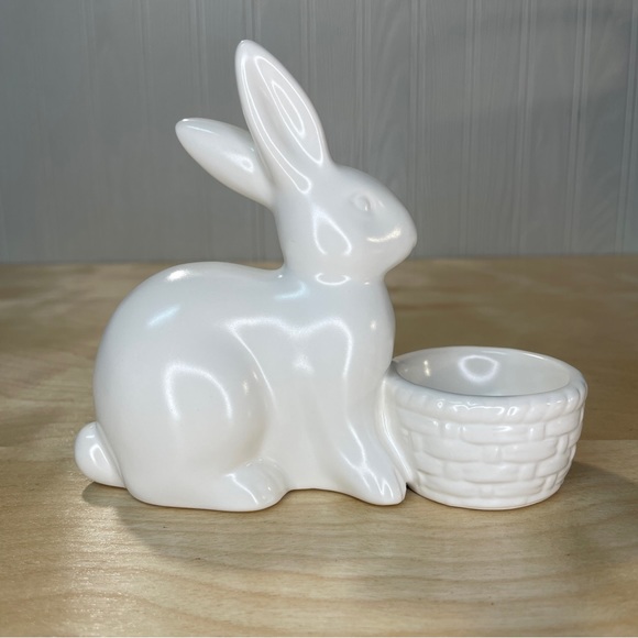 Vintage 90s Ceramic Easter Bunny With Basket Egg Cup - Off White - Picture 3 of 11